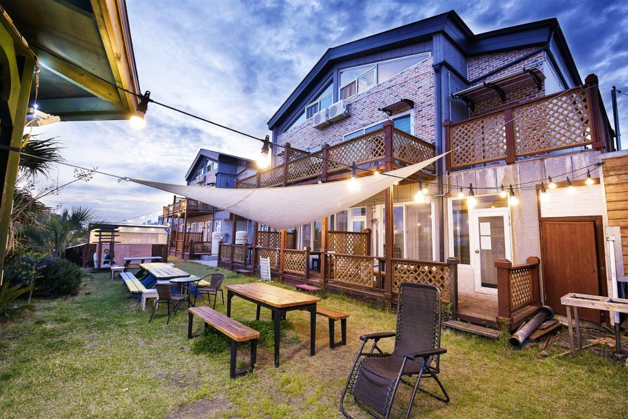 Jeju Sunflower Pension Seogwipo Exterior foto